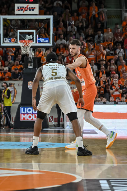 英超争五大 英超争五大